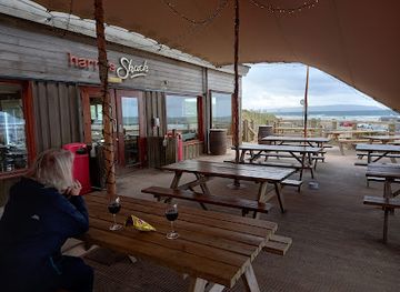 united-kingdom/giant's-causeway/restaurant/harry-s-shack