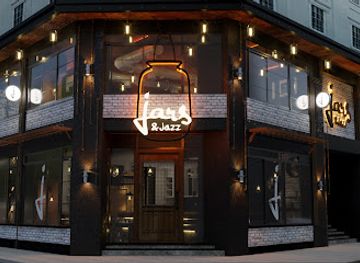 egypt/alexandria/stanley/restaurant/jars-jazz