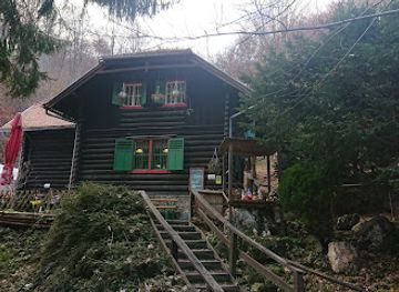 croatia/medvednica-mountain/restaurant/lugareva-kucica
