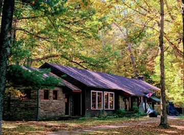 new-york/letchworth-state-park/restaurant/lower-fall-restaurant-and-gifts
