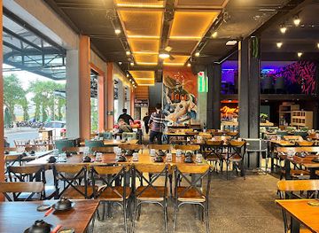 vietnam/da-nang/restaurant/loco-restaurant-danang-seafood-restaurant