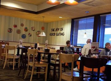 nebraska/fremont/restaurant/village-inn