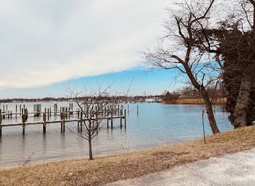 maryland/cunningham-falls-state-park/restaurant/sam-maggie-s-dockside-grill-and-waterfront-events