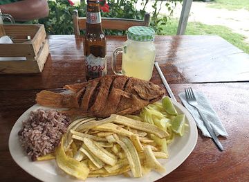 honduras/western-highlands/restaurant/sabores-del-caribe