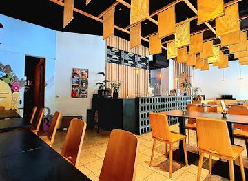 germany/berlin/prenzlauer-berg/restaurant/holy-everest