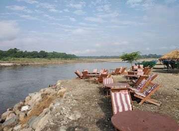 nepal/chitwan-national-park/restaurant/nature-view-restaurant-bar