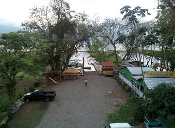 honduras/lago-de-yojoa/restaurant/the-black-bass