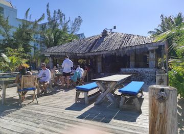 jamaica/dry-harbour-mountains/restaurant/bamboo-blu