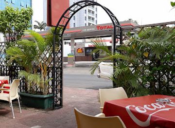 equatorial-guinea/pico-basile/restaurant/bidji-binia