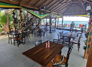 jamaica/south-coast/restaurant/sharkies-seafood-restaurant