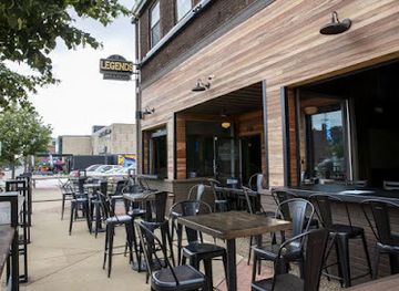 michigan/muskegon/restaurant/legends-bar-grille