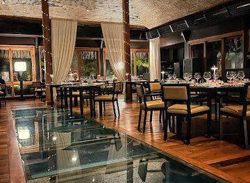 french-polynesia/taha-a/restaurant/lagoon-restaurant-at-the-st-regis-bora-bora-resort