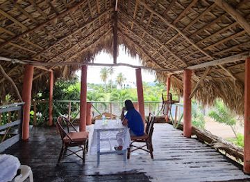 dominican-republic/samana-peninsula/restaurant/parador-tropico2-rayza-maxiel-family