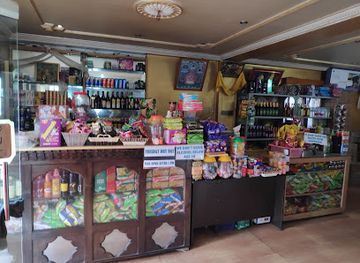 bhutan/dagana-district/restaurant/closed