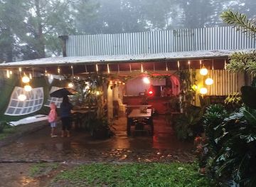 philippines/camiguin/restaurant/nanaw-cafe