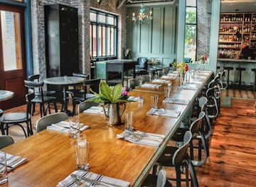 florida/tampa/hyde-park/restaurant/on-swann