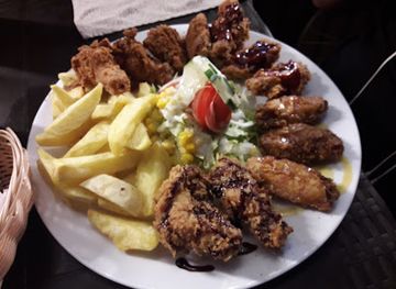 ecuador/galapagos-islands/restaurant/la-paz