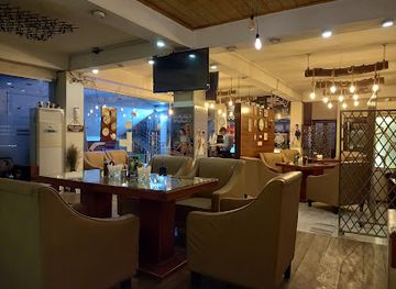 pakistan/peshawar/university-town/restaurant/food-punch