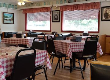 maryland/antietam-national-battlefield/restaurant/bonnie-s-at-the-red-byrd