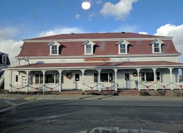 rhode-island/block-island/restaurant/ernies-restaurant