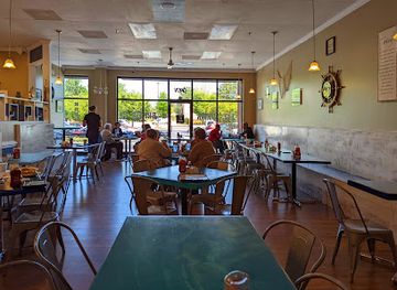 virginia/suffolk/restaurant/liam-s-deaner-brunch-bistro