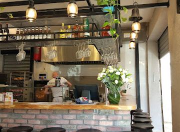 israel/tel-aviv/carmel-market/restaurant/gaga-bashuk