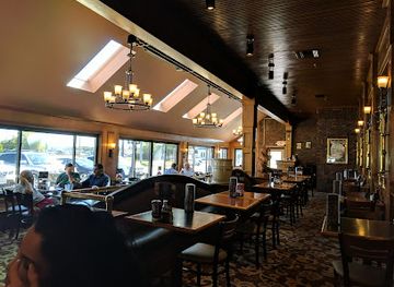 rhode-island/warwick/restaurant/chelo-s-hometown-bar-grille