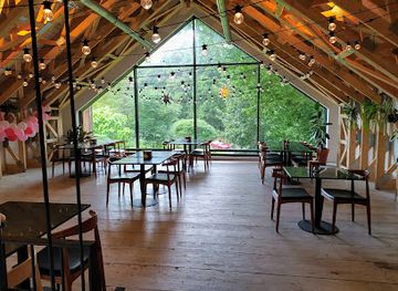 poland/karkonosze-mountains/restaurant/restauracja-aquakultura