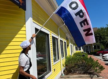 vermont/mount-mansfield/restaurant/aladdin