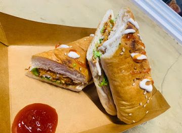 sri-lanka/puttalam-district/restaurant/frytown-puttalam