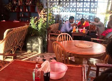 sierra-leone/northern-province/restaurant/roof-garden-bar-restaurant