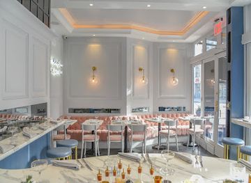 new-york/new-york-city/restaurant/while-we-were-young-kitchen-cocktails