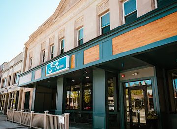 new-hampshire/nashua/restaurant/surf-restaurant