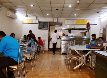 india/coimbatore/restaurant/ammayi-veedu-pot-cook