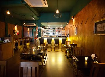 singapore/east-coast-park/restaurant/jag-wine