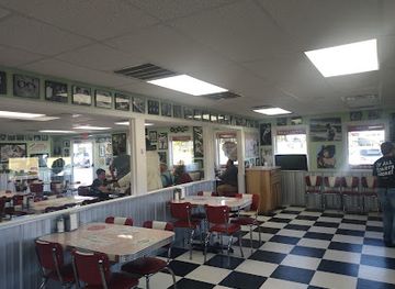 oklahoma/eufaula-lake/restaurant/boomarang-diner