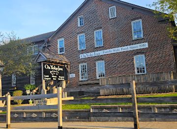 iowa/effigy-mounds-national-monument/restaurant/ox-yoke-inn