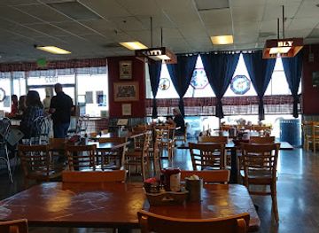 Starv'n Marv'n Family Restaurant