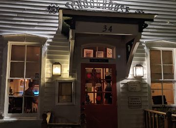 connecticut/the-gold-coast/restaurant/schoolhouse-at-cannondale