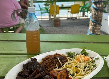 antigua-and-barbuda/barbuda/restaurant/zelma-s-kitchen