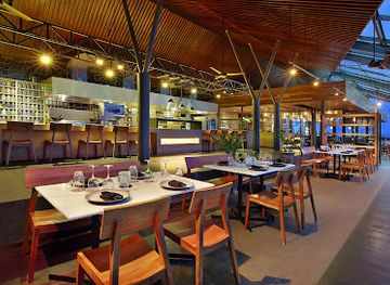 indonesia/bali/seminyak/restaurant/moonlite-kitchen-and-bar