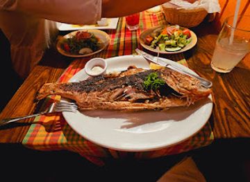 antigua-and-barbuda/devil-s-bridge/restaurant/papa-zouk