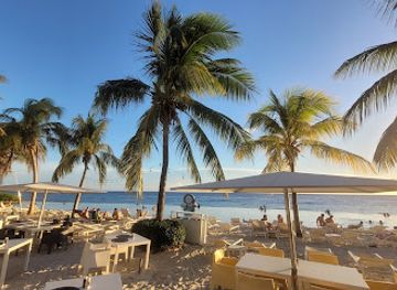 curacao/playa-grandi/restaurant/zanzibar-beach-restaurant