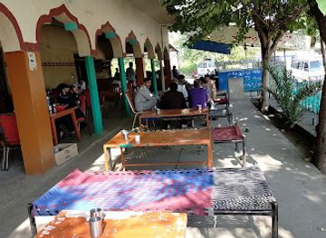 pakistan/azad-jammu-and-kashmir/restaurant/hasarat-hotel-and-restaurant