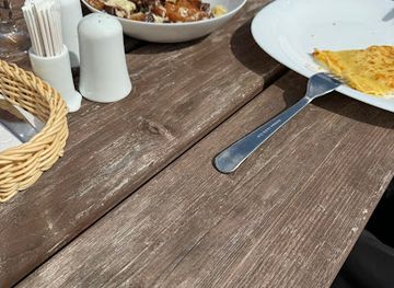 lithuania/samogitia/restaurant/cafe-baltic