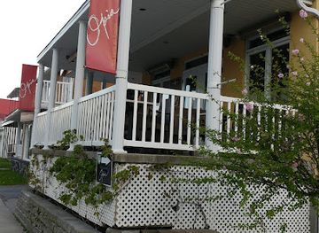 canada/saguenay-lac-saint-jean/restaurant/opia