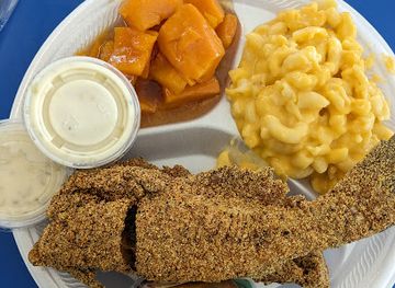 texas/tyler/restaurant/sum-2-eat-soul-food-resturant