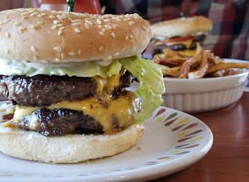 canada/interlake-region/restaurant/rosie-s-cafe