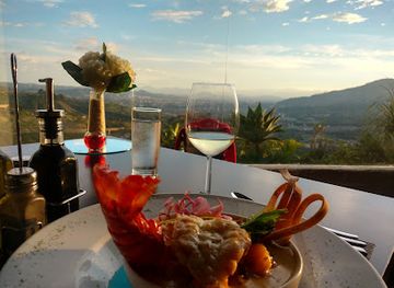 colombia/risaralda-department/restaurant/lh-london-house