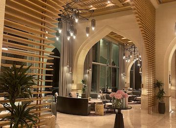 oman/al-hajar-ash-sharqi/restaurant/peridot-restaurant